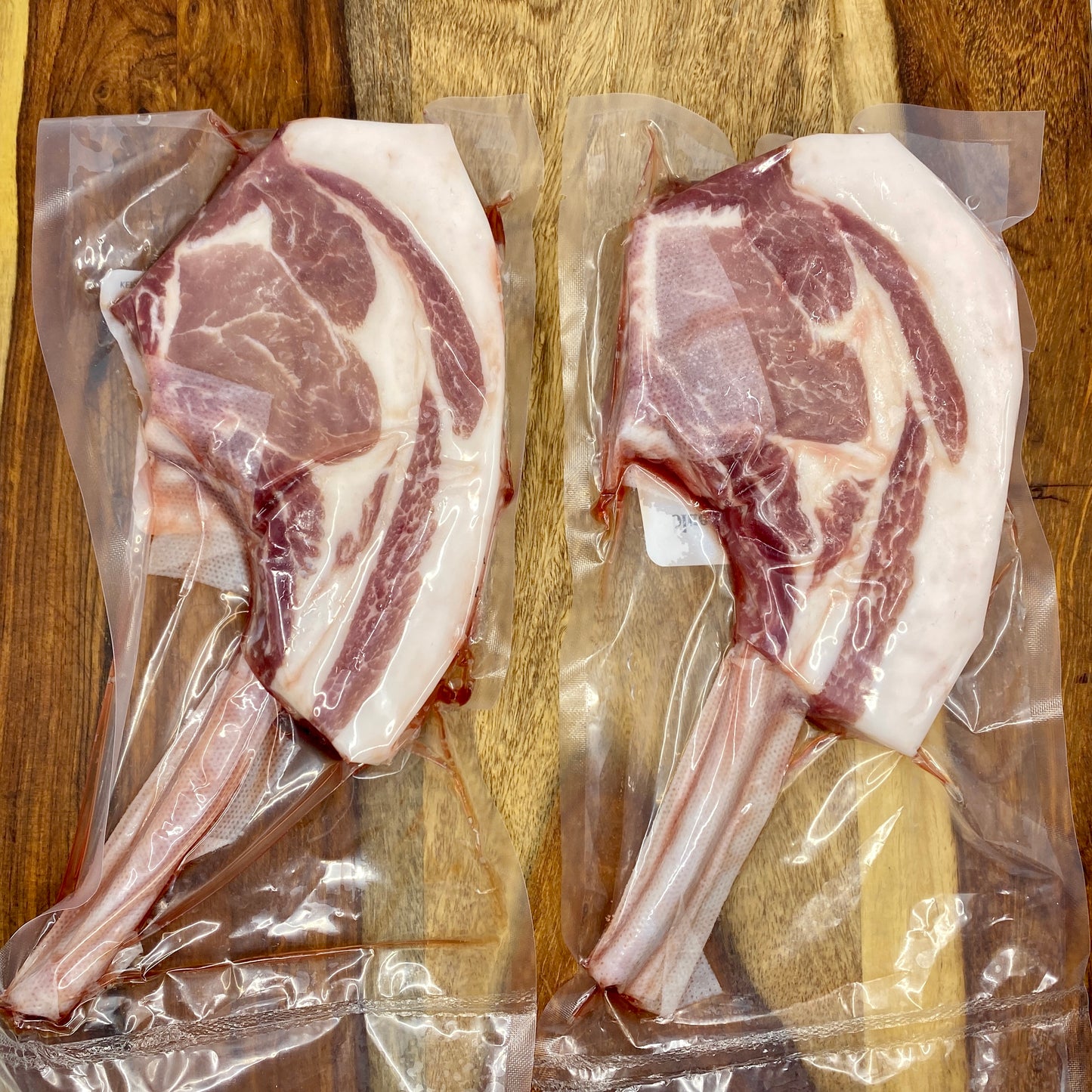 Mangalitsa Tomahawk Chops Box