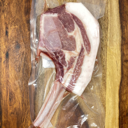 Mangalitsa Tomahawk Chops Box